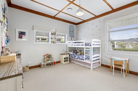 Photo of property in 18 Dorset Avenue, Westown, New Plymouth, 4310