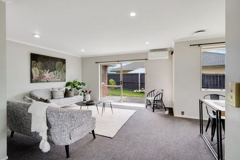 Photo of property in 10 Twickenham Place, Nawton, Hamilton, 3200