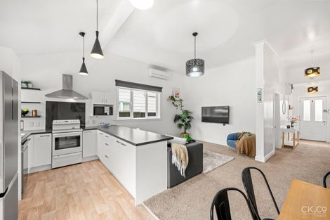 Photo of property in 45 Connolly Street, Boulcott, Lower Hutt, 5010