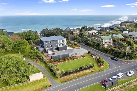 Photo of property in 133 Waitea Road, Muriwai, Waimauku, 0881