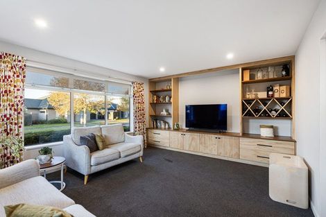 Photo of property in 51 Carradale Avenue, Broomfield, Christchurch, 8042