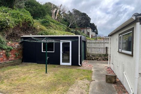 Photo of property in 28 Bridge Street, Rongotai, Wellington, 6022