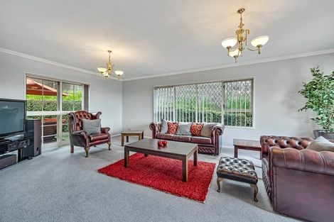 Photo of property in 32 Reflection Drive, West Harbour, Auckland, 0618