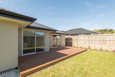 Photo of property in 16 Tarn Close, Richmond, 7020