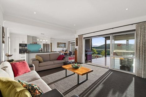 Photo of property in 8 Celmisia Retreat, Papamoa Beach, Papamoa, 3118