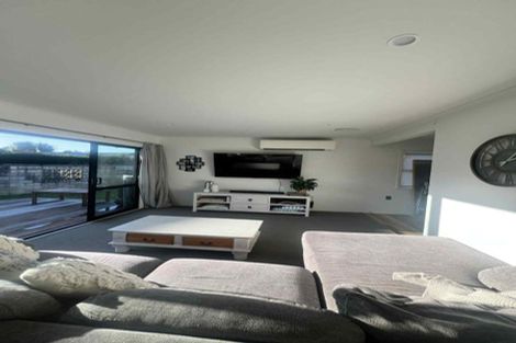 Photo of property in 58 Berkley Avenue, Hillcrest, Hamilton, 3216