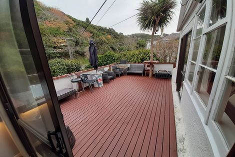 Photo of property in 38 Sunshine Avenue, Karori, Wellington, 6012