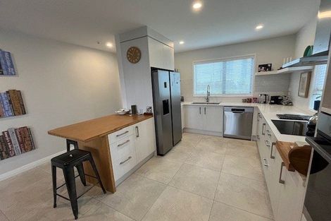 Photo of property in 20e Waterloo Street, Howick, Auckland, 2014