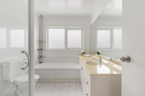 Photo of property in 1/270 Cascades Road, Botany Downs, Auckland, 2010