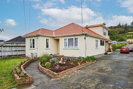 Photo of property in 49 Hyde Street, Wainuiomata, Lower Hutt, 5014