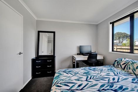 Photo of property in 5 Papawhero Drive, Bell Block, New Plymouth, 4312