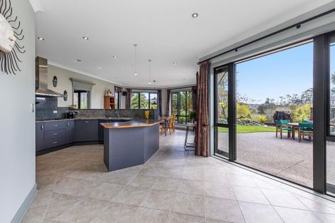 Photo of property in 54 Roy Maloney Drive, Henderson, Auckland, 0612