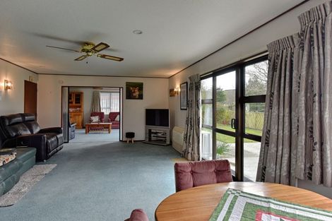 Photo of property in 5 Raeburn Place, Gore, 9710