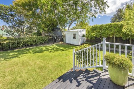Photo of property in 7 Summer Street, Stanley Point, Auckland, 0624