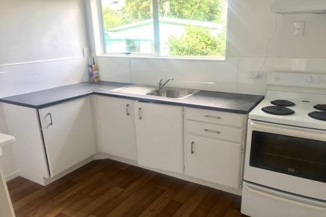 Photo of property in 1/72 Vodanovich Road, Te Atatu South, Auckland, 0610