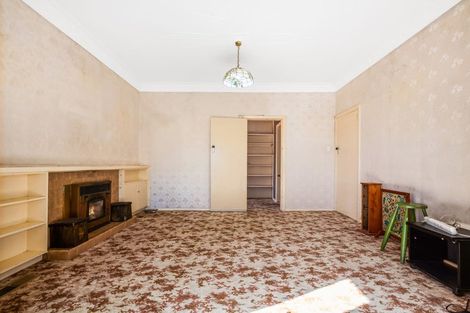 Photo of property in 1 Pukatea Street, Eastbourne, Lower Hutt, 5013