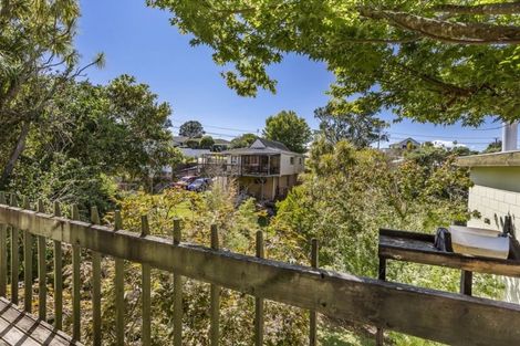 Photo of property in 1/8 Long Street, Torbay, Auckland, 0630