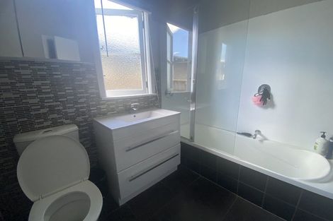 Photo of property in 918 Heretaunga Street East, Parkvale, Hastings, 4122