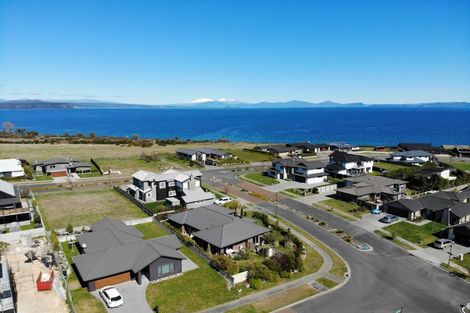 Photo of property in 2 Loloma Way, Wharewaka, Taupo, 3330