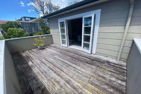 Photo of property in 4/497 Beach Road, Murrays Bay, Auckland, 0630