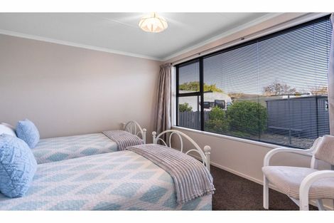 Photo of property in 61 Vogel Street, Waikiwi, Invercargill, 9810
