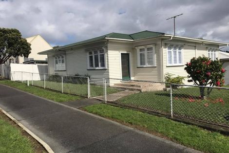 Photo of property in 20 Haverstock Road, Sandringham, Auckland, 1025