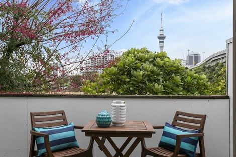 Photo of property in 53 Howe Street, Freemans Bay, Auckland, 1011
