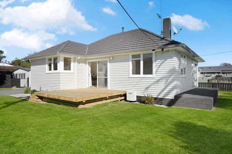 Photo of property in 2 Roy Street, Nawton, Hamilton, 3200