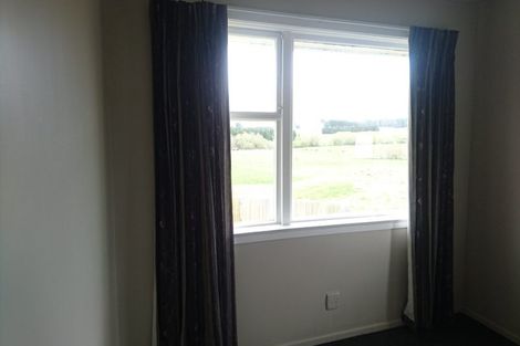 Photo of property in 1 George Street, Clinton, 9534