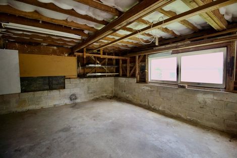 Photo of property in 1/30 Gordon Avenue, Milford, Auckland, 0620