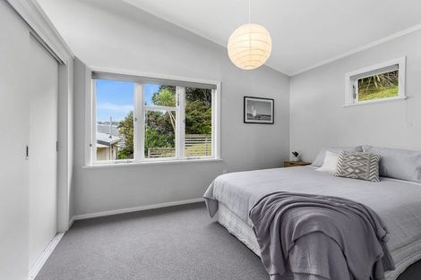 Photo of property in 25 Spencer Street, Crofton Downs, Wellington, 6035