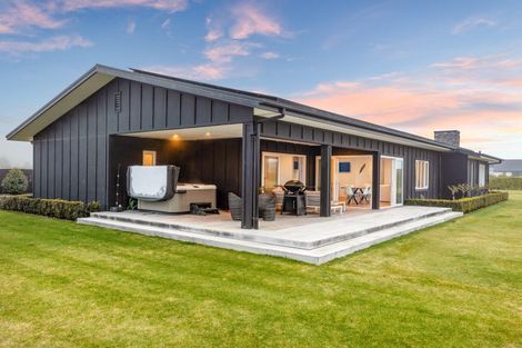 Photo of property in 30 Hampton Drive, Swannanoa, Kaiapoi, 7692