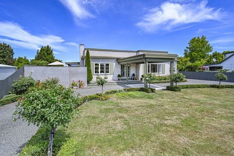 Photo of property in 201 Frimley Avenue, Frimley, Hastings, 4120