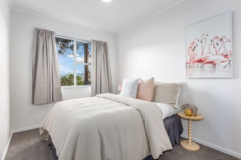 Photo of property in 214a Waddington Drive, Naenae, Lower Hutt, 5011