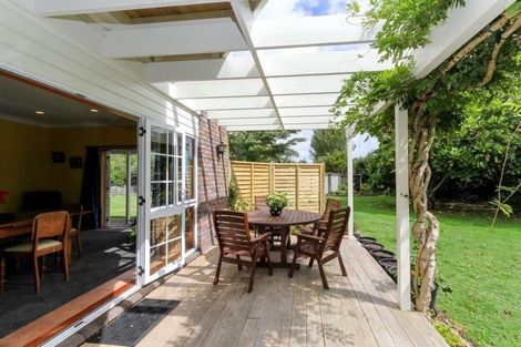 Photo of property in 298 Mountain Road, Lepperton, New Plymouth, 4373