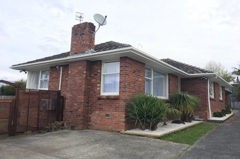 Photo of property in 22 Lynden Avenue, Hillcrest, Auckland, 0627