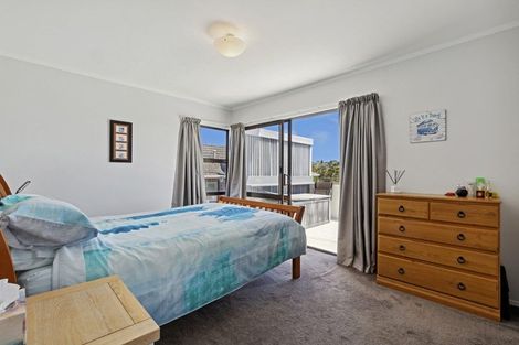 Photo of property in 26 Glencoe Road, Browns Bay, Auckland, 0630