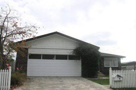 Photo of property in 6 Emmerdale Mews, Highbury, Palmerston North, 4412