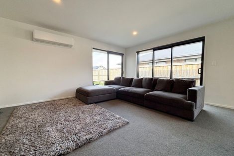 Photo of property in 92 Lady Isaac Drive, Rolleston, 7615
