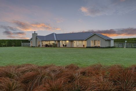 Photo of property in 814 Halkett Road, West Melton, Christchurch, 7671