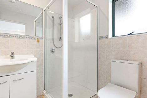 Photo of property in 2 Ferngrove Avenue, Ranui, Auckland, 0612