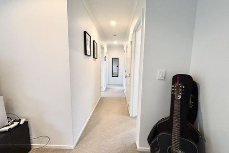 Photo of property in 32 Rush Creek Drive, Westgate, Auckland, 0614