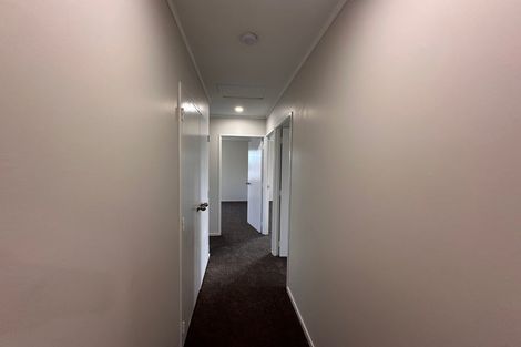 Photo of property in 4b Kimdale Place, Totara Heights, Auckland, 2105