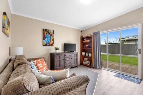 Photo of property in 18 Pacific Place, Whitianga, 3510