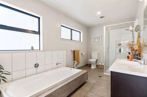 Photo of property in 243 Onemana Drive, Onemana, Whangamata, 3691