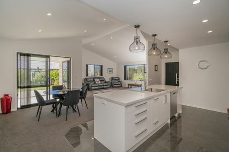 Photo of property in 2 Debenham Drive, Whitianga, 3510