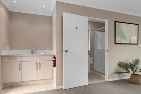 Photo of property in 16 Palm Beach Boulevard, Papamoa Beach, Papamoa, 3118