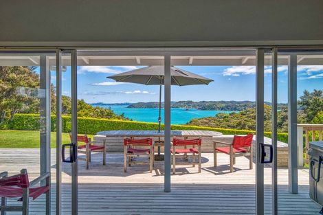 Photo of property in 5 Gilbert Mair Rise, Russell, 0272