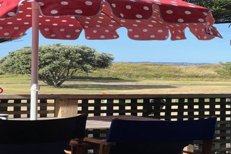 Photo of property in 706 Papamoa Beach Road, Papamoa Beach, Papamoa, 3118