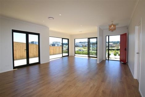 Photo of property in 41 Ara Kakara Avenue, Huapai, Kumeu, 0810